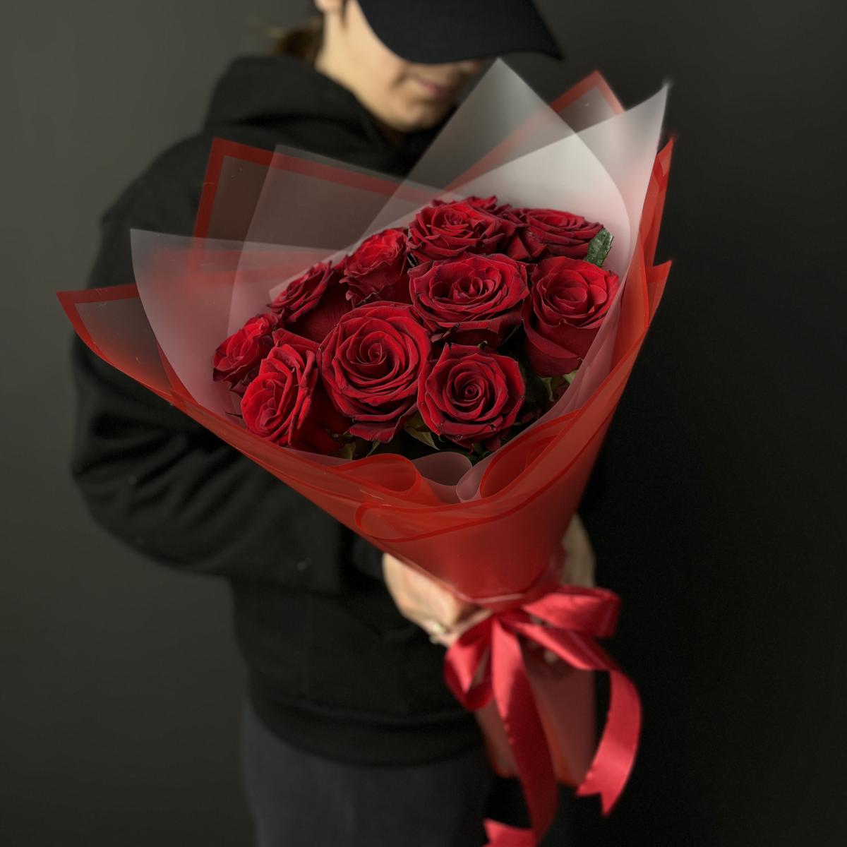 Букеты из красных роз 40 см (Эквадор) код: 177940