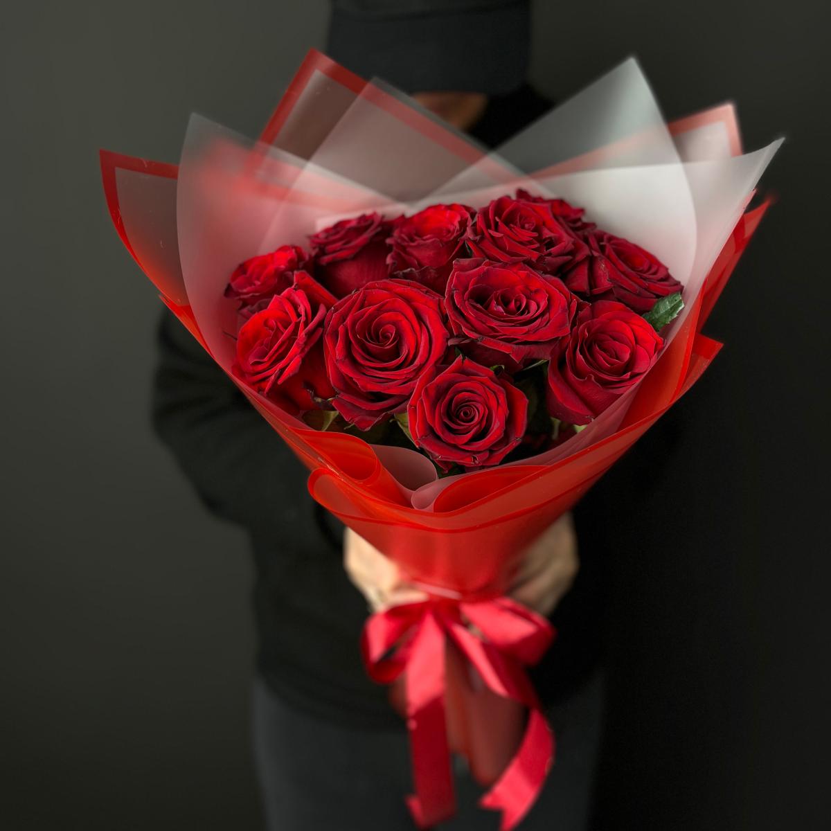 Букеты из красных роз 40 см (Эквадор) код: 177940