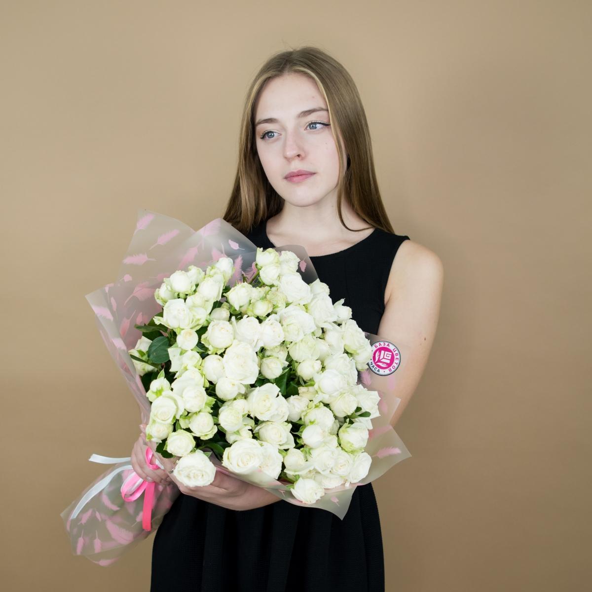Розы кустовые белые артикул букета  3720