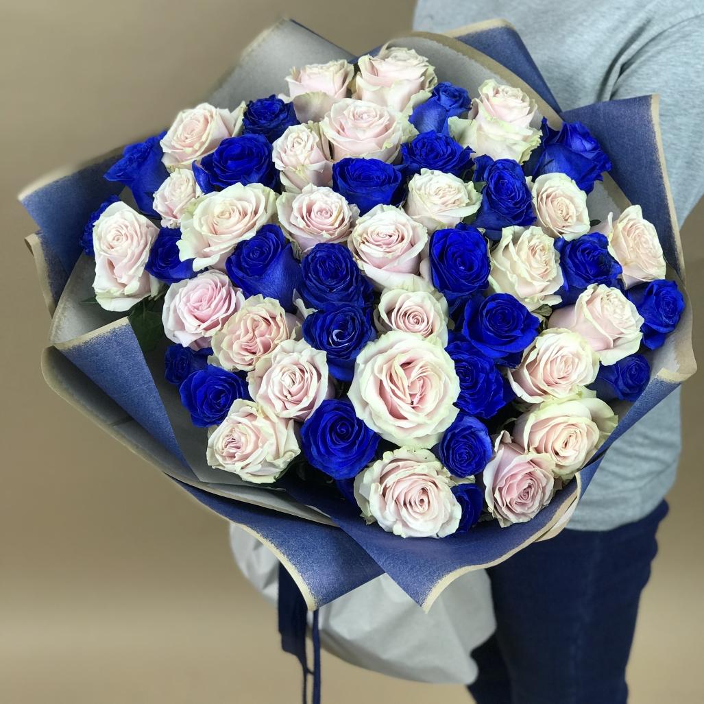 Белая и Синяя Роза 51шт 70см (Эквадор) (код: 106330)